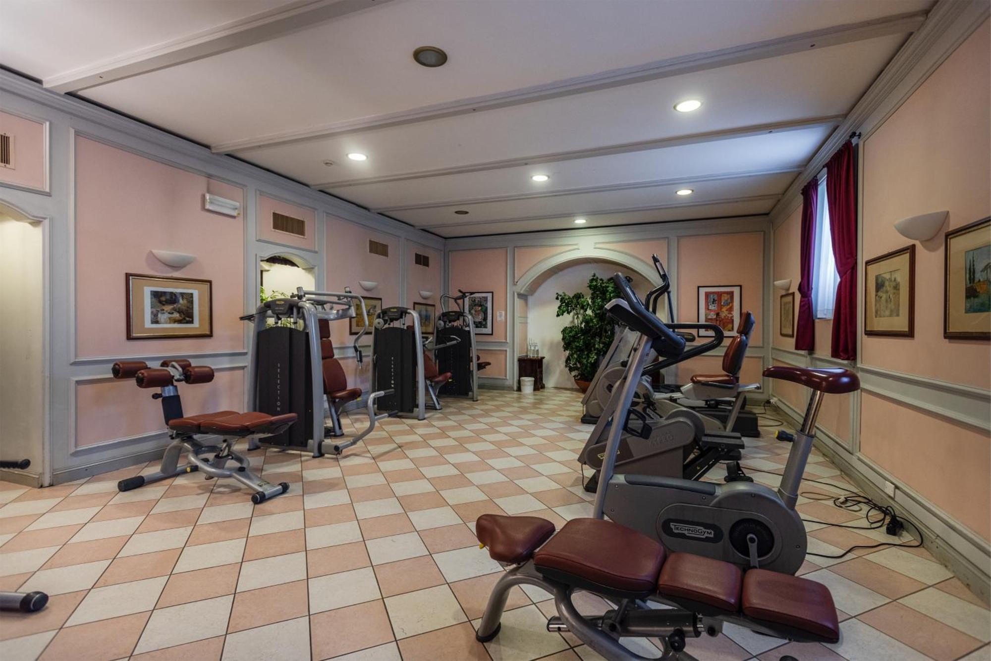 Grand Hotel Liberty Riva del Garda Esterno foto