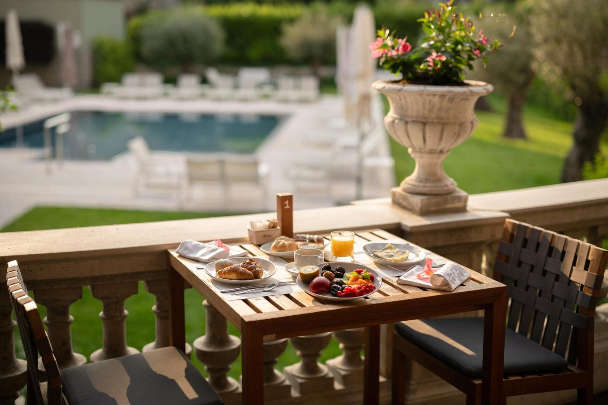 Grand Hotel Liberty Riva del Garda Esterno foto